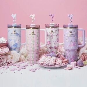 New In Box - Stanley x LoveShackFancy 40 oz. Tumbler in “Everblooming Rosettes”
